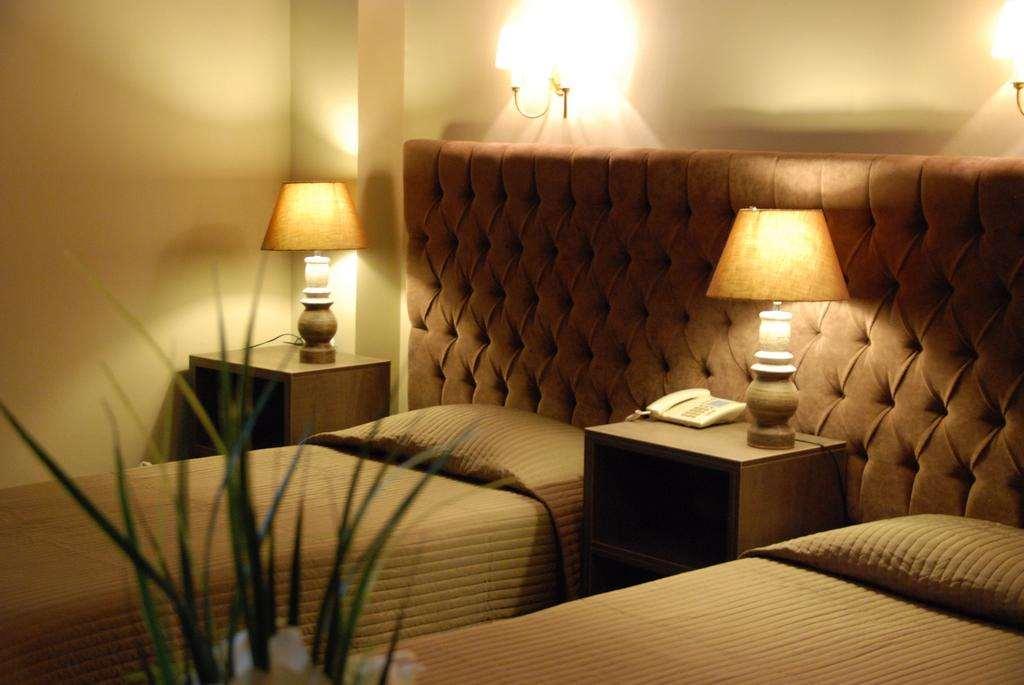 Hotel Doro City Tirana Quarto foto